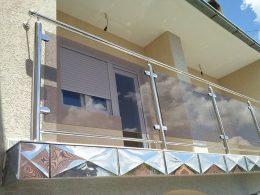 Spoljašnji prohromski gelenderi sa staklom